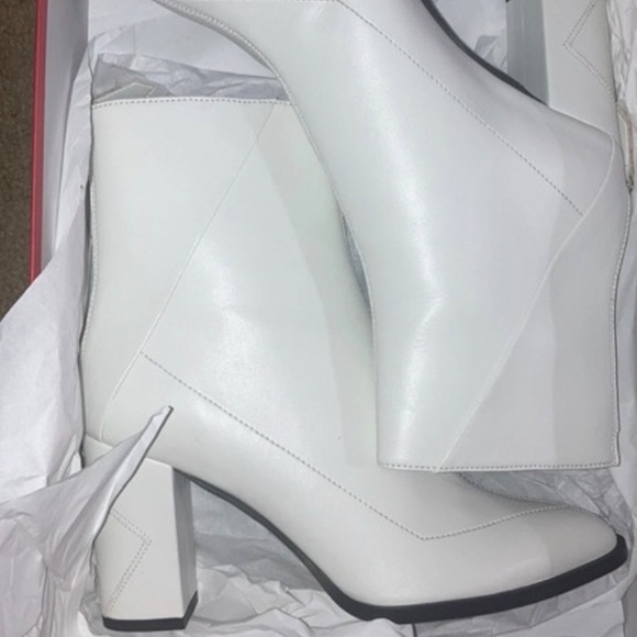SYLVEN New York Almasi Apple Leather White Boots $425 size 9 - Picture 6 of 9